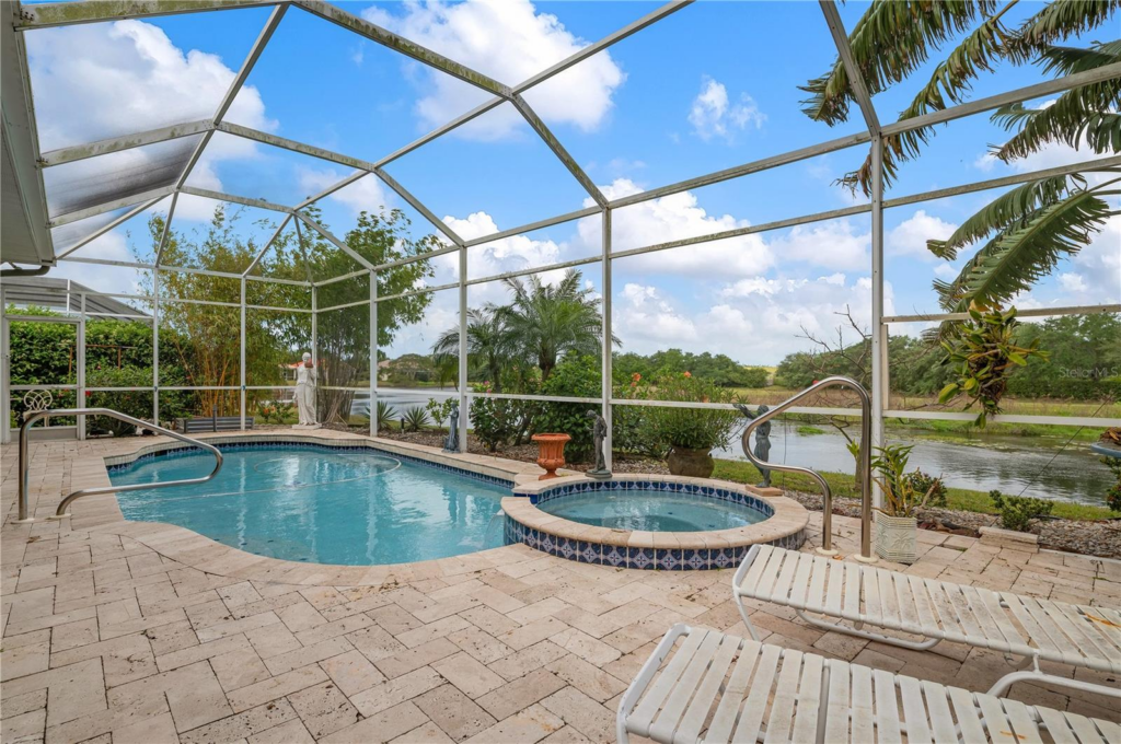 Waterfront Homes for Sale in Bradenton and Lakewood Ranch Florida, Sarasota
